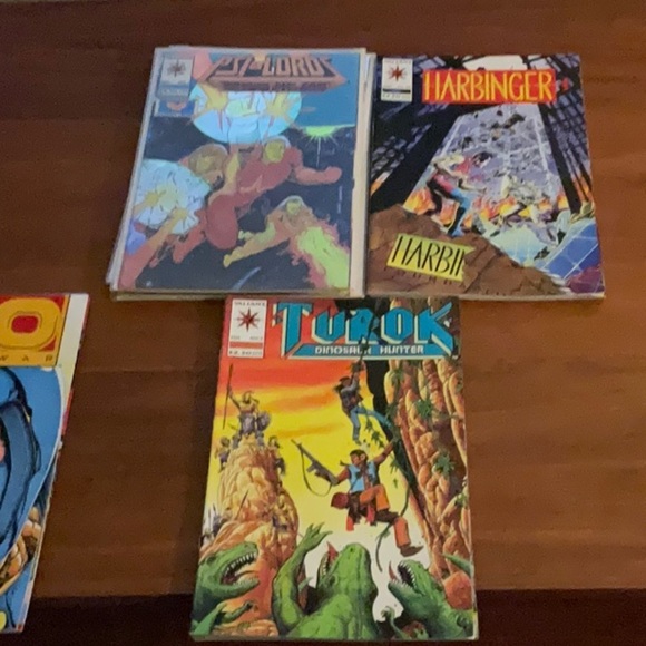 Bundle of 13 Various Valiant Comics - Picture 4 of 7